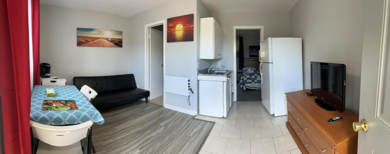 Wasaga Motel Inn Васага-Бич Экстерьер фото