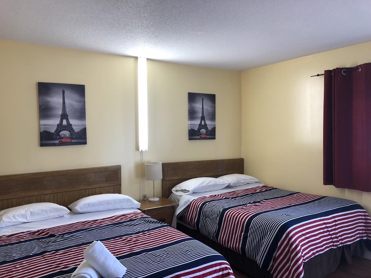 Wasaga Motel Inn Васага-Бич Экстерьер фото