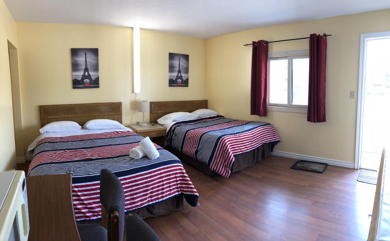 Wasaga Motel Inn Васага-Бич Экстерьер фото