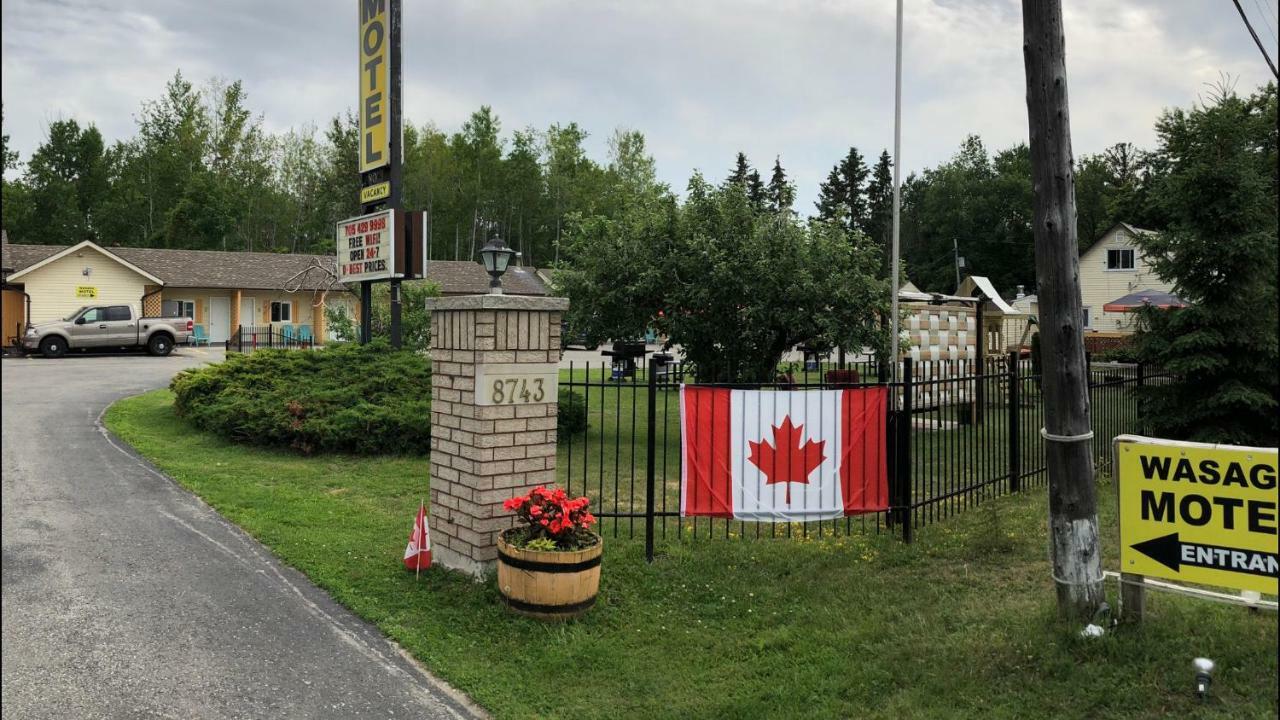 Wasaga Motel Inn Васага-Бич Экстерьер фото